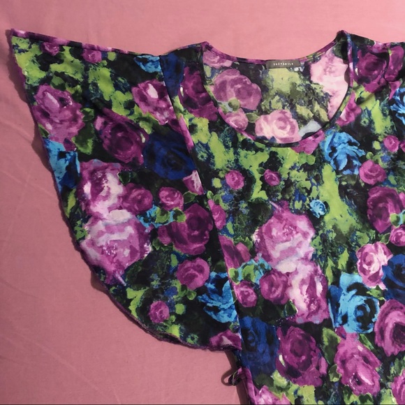 Floral Blouse - Picture 3 of 6